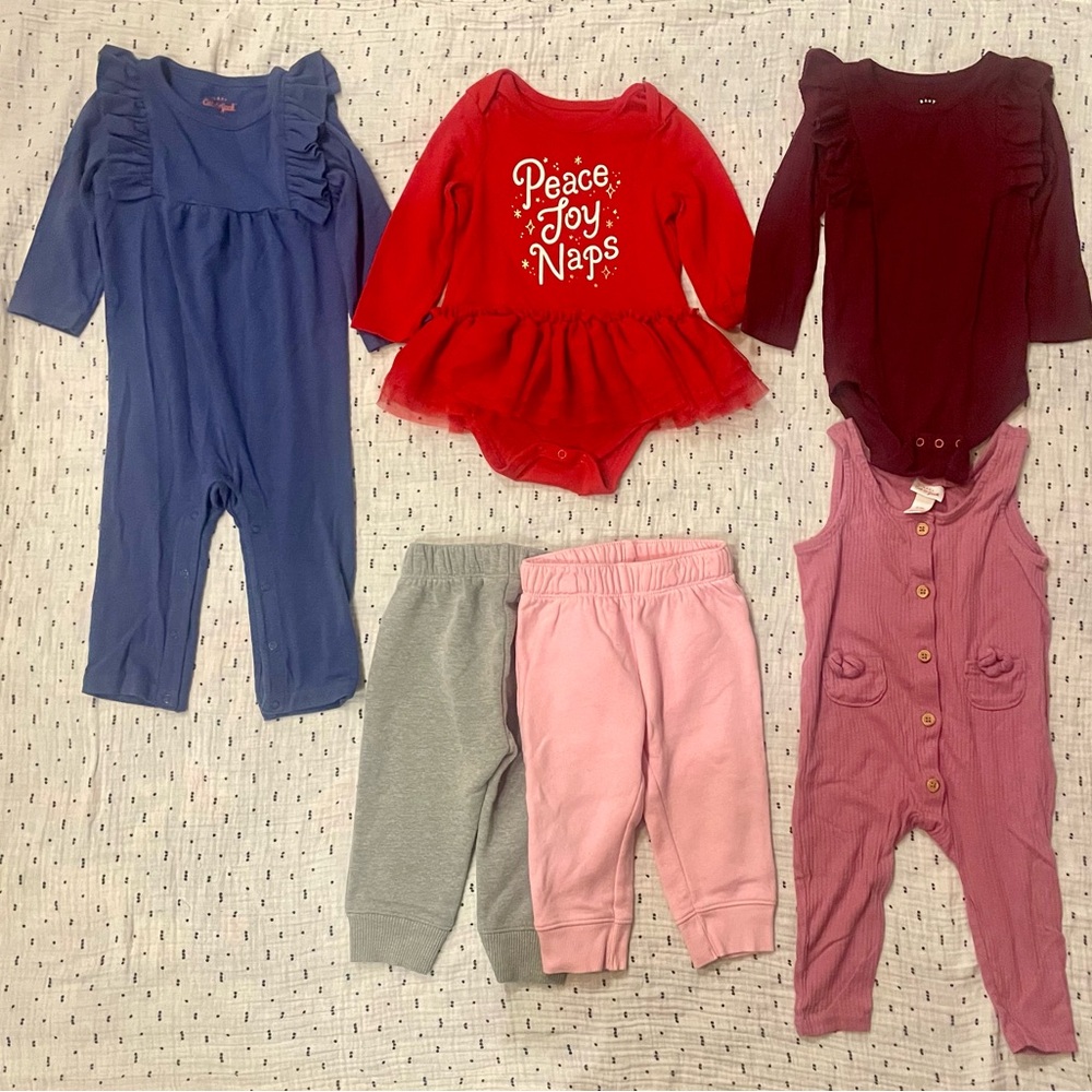 6-9 Months Girls Winter & Holiday Clothing Bundle Cat & Jack